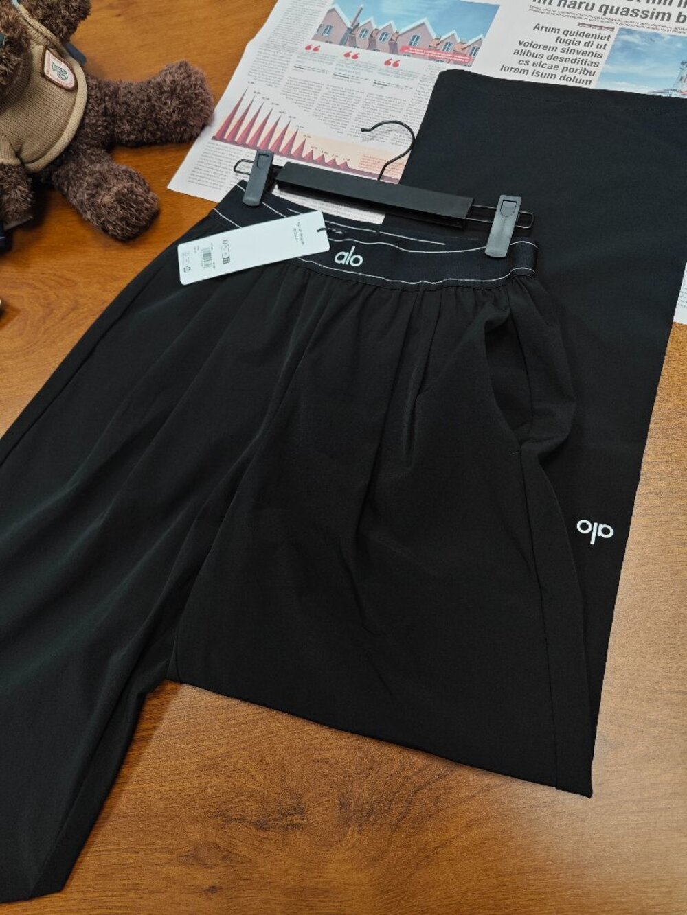 NWT😘ALO Yoga Suit Up Trouser Black for Work/Commuting/Holidays 🌺 - Picture 7 of 9